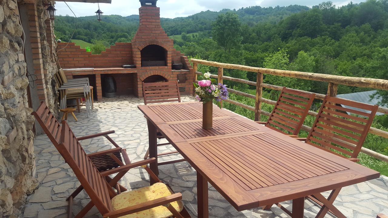 فندق Casa Din Piatra Poiana  المظهر الخارجي الصورة