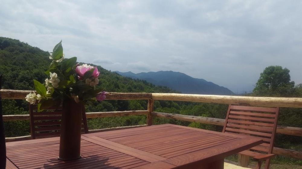 فندق Casa Din Piatra Poiana  المظهر الخارجي الصورة
