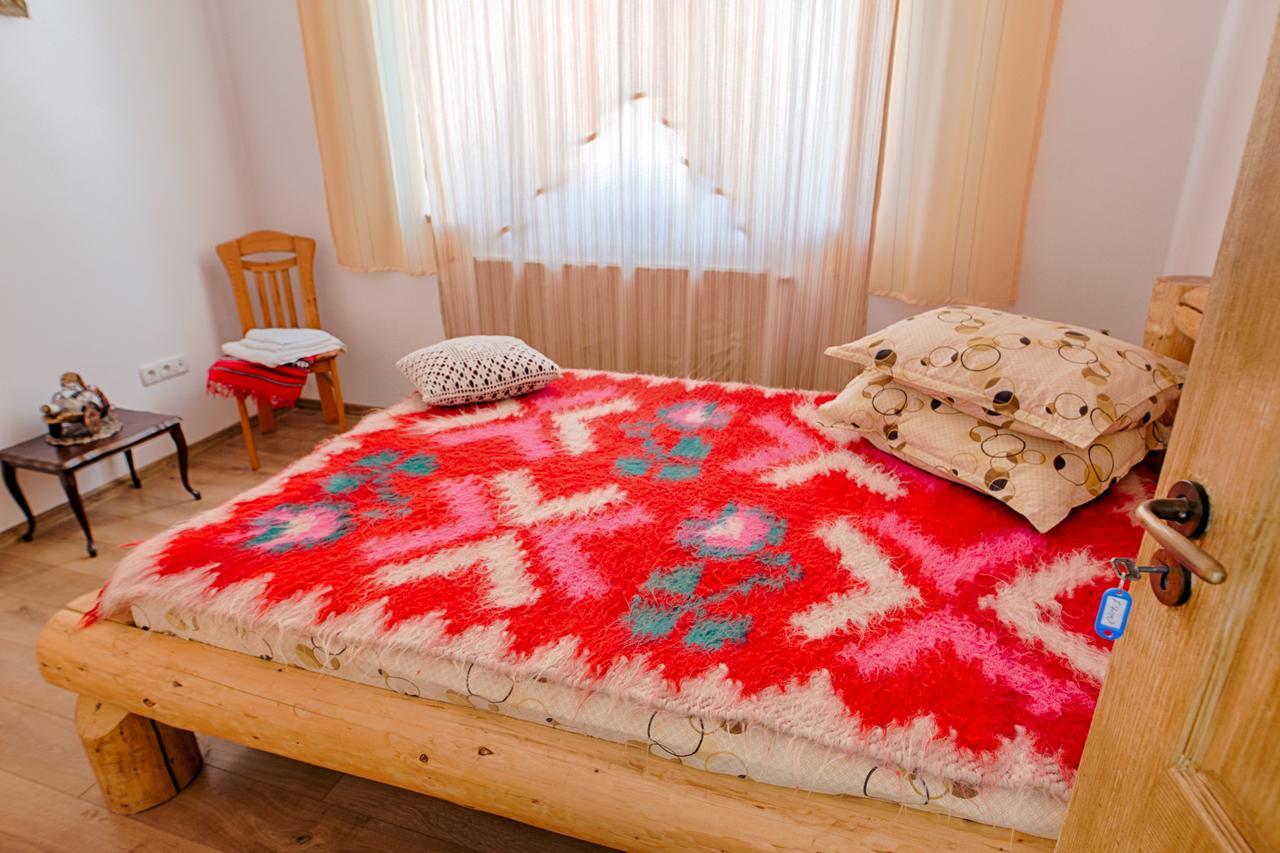 فندق Casa Din Piatra Poiana  المظهر الخارجي الصورة